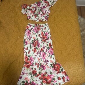 Floral Two-Piece Set with Ruffle Top